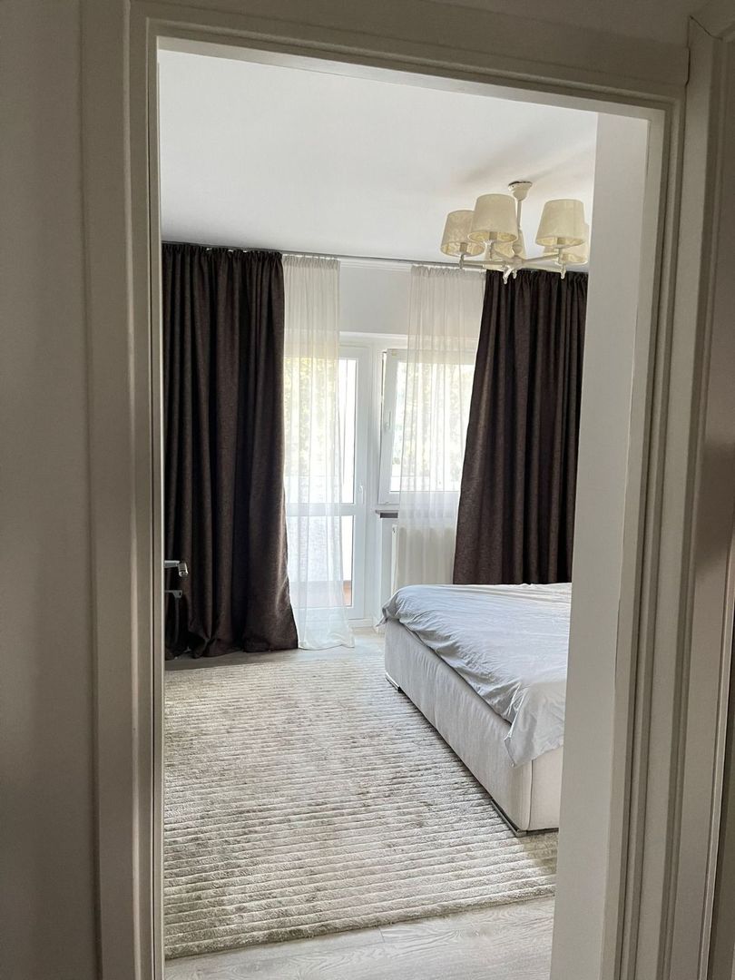 Apartament 2 camere zona Parc  Vacaresti/Oltenitei an 1986 - Poză 13