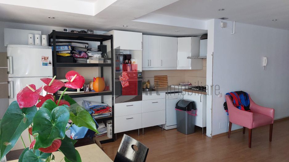 Apartamentul "KENDER",  BLOC NOU 2007, POSIBILITATE GARAJ SUBTERAN - Poză 5