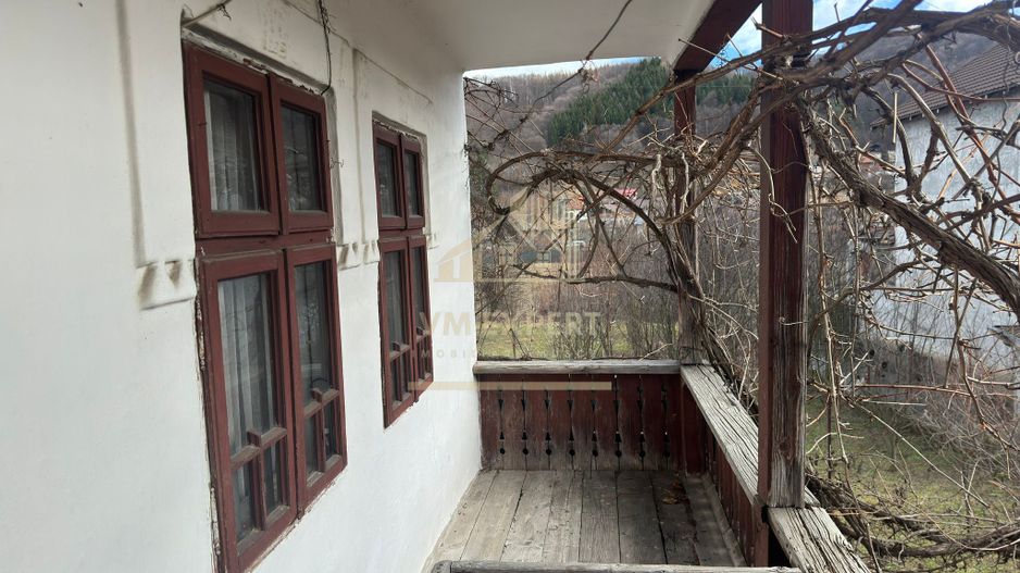 CASĂ  MUSCELEANA P+E 80 MP, TEREN 1500 MP, CAMPULUNG - Poză 9