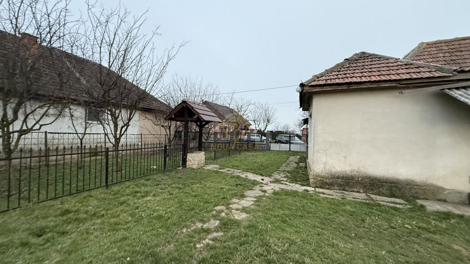 !OFERTA!De vanzare Casa cu Teren 6500MP Strada Principala - Poză 3