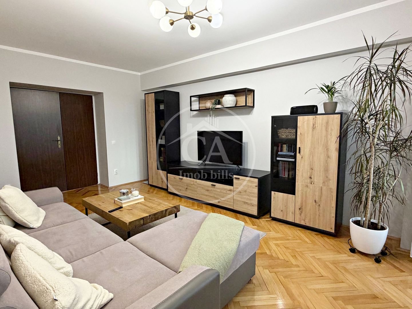 Apartament cu 3 camere de închiriat în zona Decebal, Oradea - Poză 8