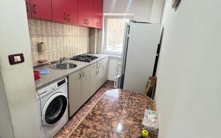 Etaj 1- Apartament  1 camera decomandat Aradului - Poză 4