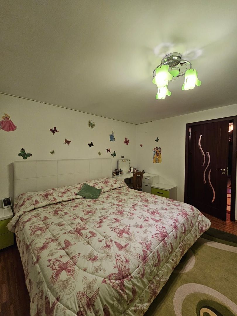 Casa- Str Tismana, zona Spitalul nr 1 - Poză 18