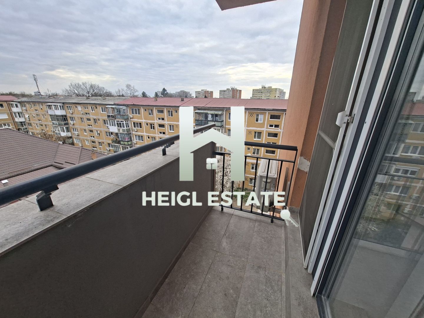 Apartament cu 3 camere modern in zona Sagului - Poză 4