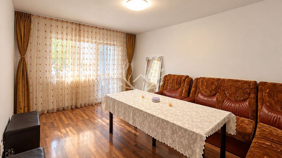 Apartament spatios cu 4 camere, zona centrala Apahida - Poză 6