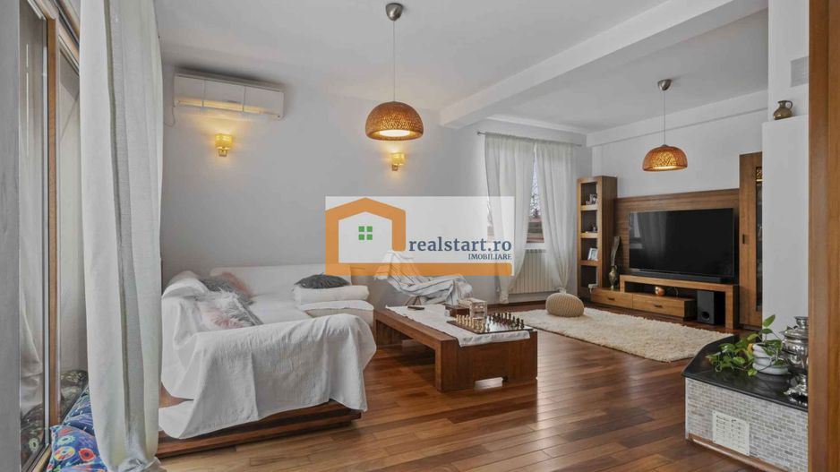 Langa Padurea Corbeanca, P+M, teren 780mp, terasa 35mp, mobilata&utilata - Poză 3