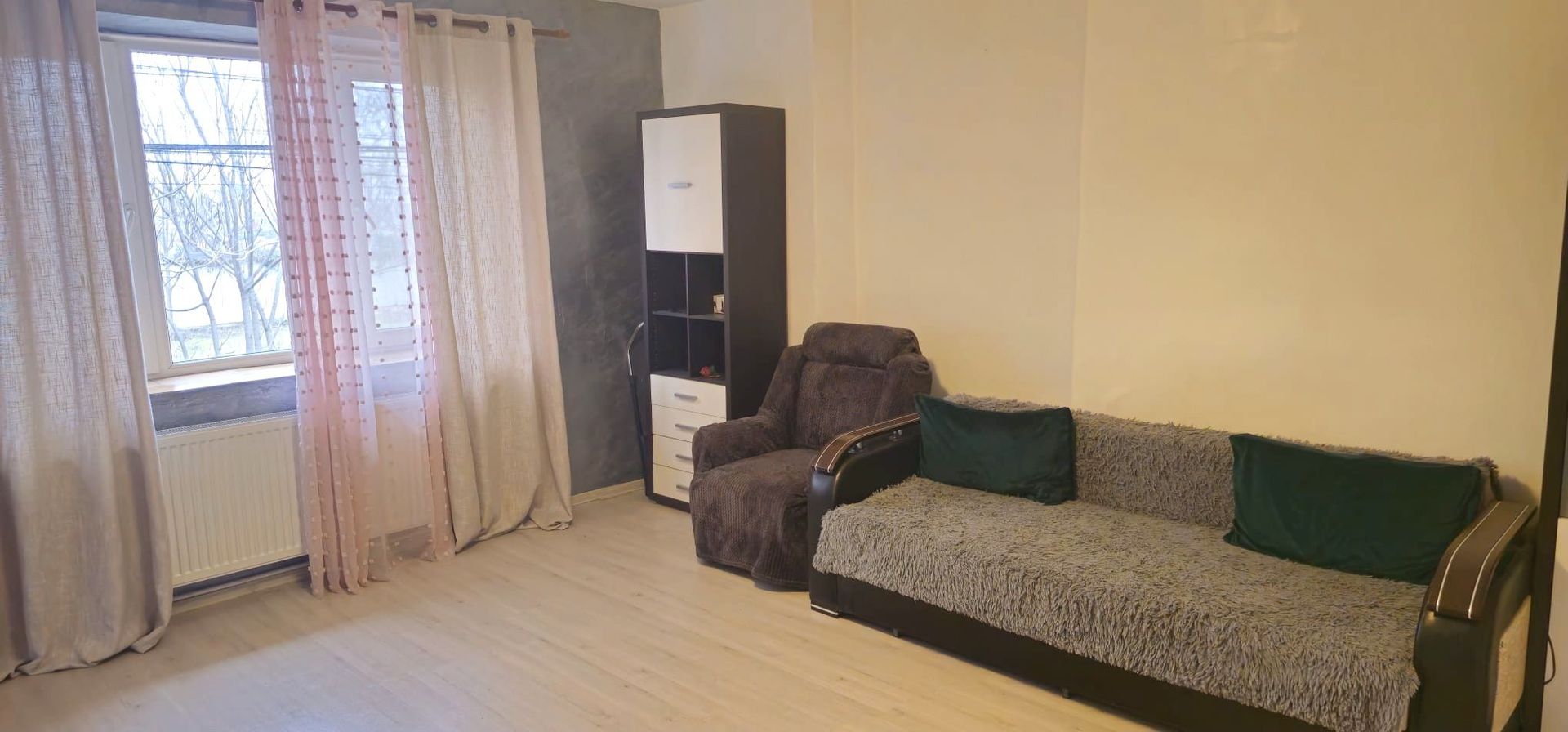Apartament cu 2 camere, 70 mp -  Casa - zona centrala - Poză 17