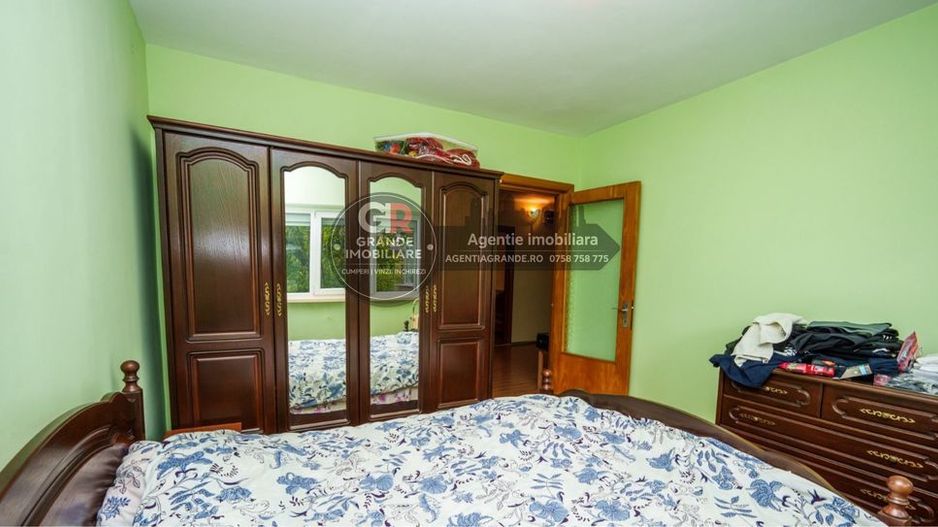 Str Victoriei - Apartament 2 cam decomandat Central - Poză 6