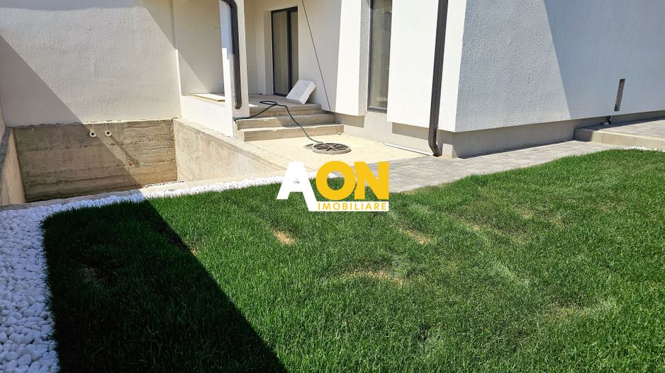 Duplex cu predare la cheie, 4 camere, piscina, 228 mp teren, Cetate - Poză 3