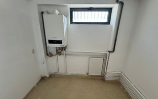 Spatiu de inchiriat aproape de Piata 700 si zona centrala - Poză 8