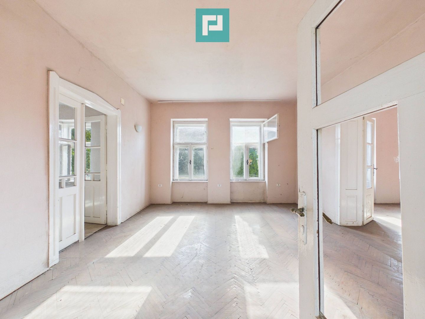 Casă cu teren de 1800 mp, în Buteni, Arad - Poză 7