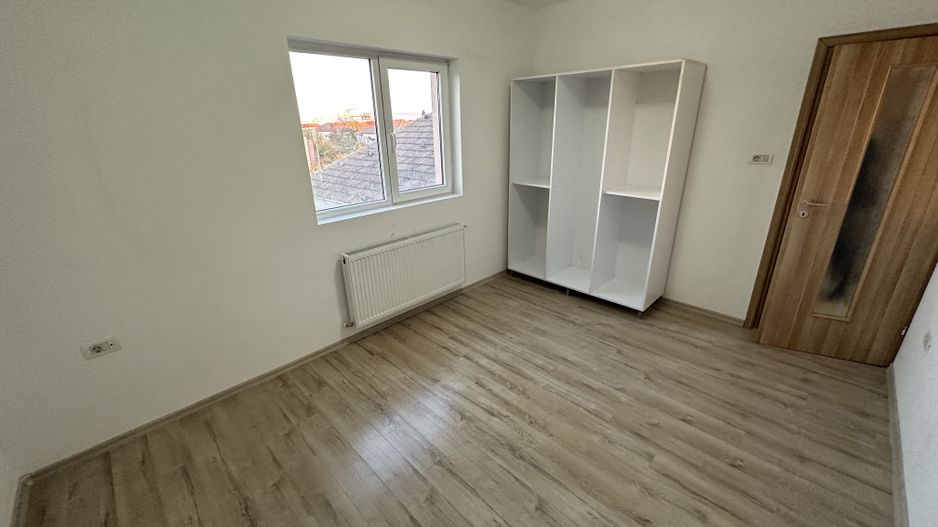 Apartment 3 camere 75 mp utili - Poză 8