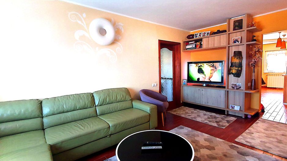 3 camere | 90 mp | 2 băi | Garaj | Mobilat și utilat modern - Poză 2
