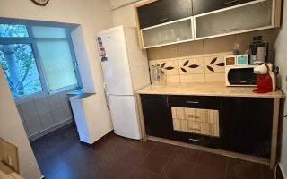 Apartament 3 camere Soarelui - Poză 1