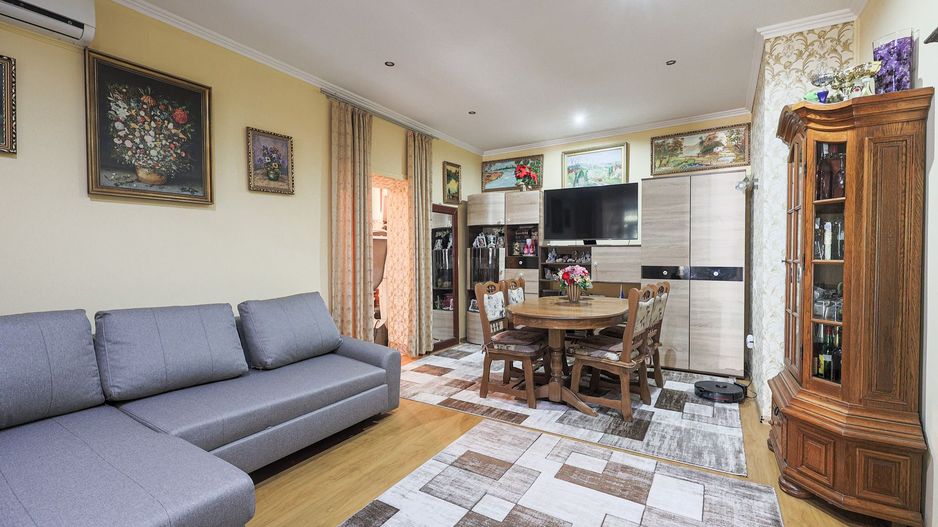 Apartament central, strada Episcopiei cu loc de parcare Comision 0 - Poză 6