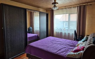 Casa in cartierul Nufarul - Poză 6