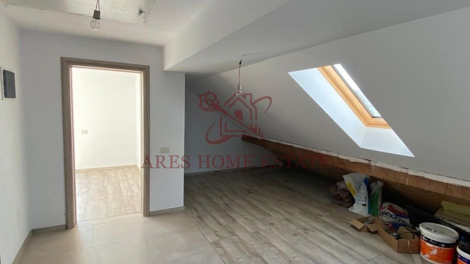Casă 5 camere, 2 niveluri, intrări și utilități separate – Șag - Poză 15