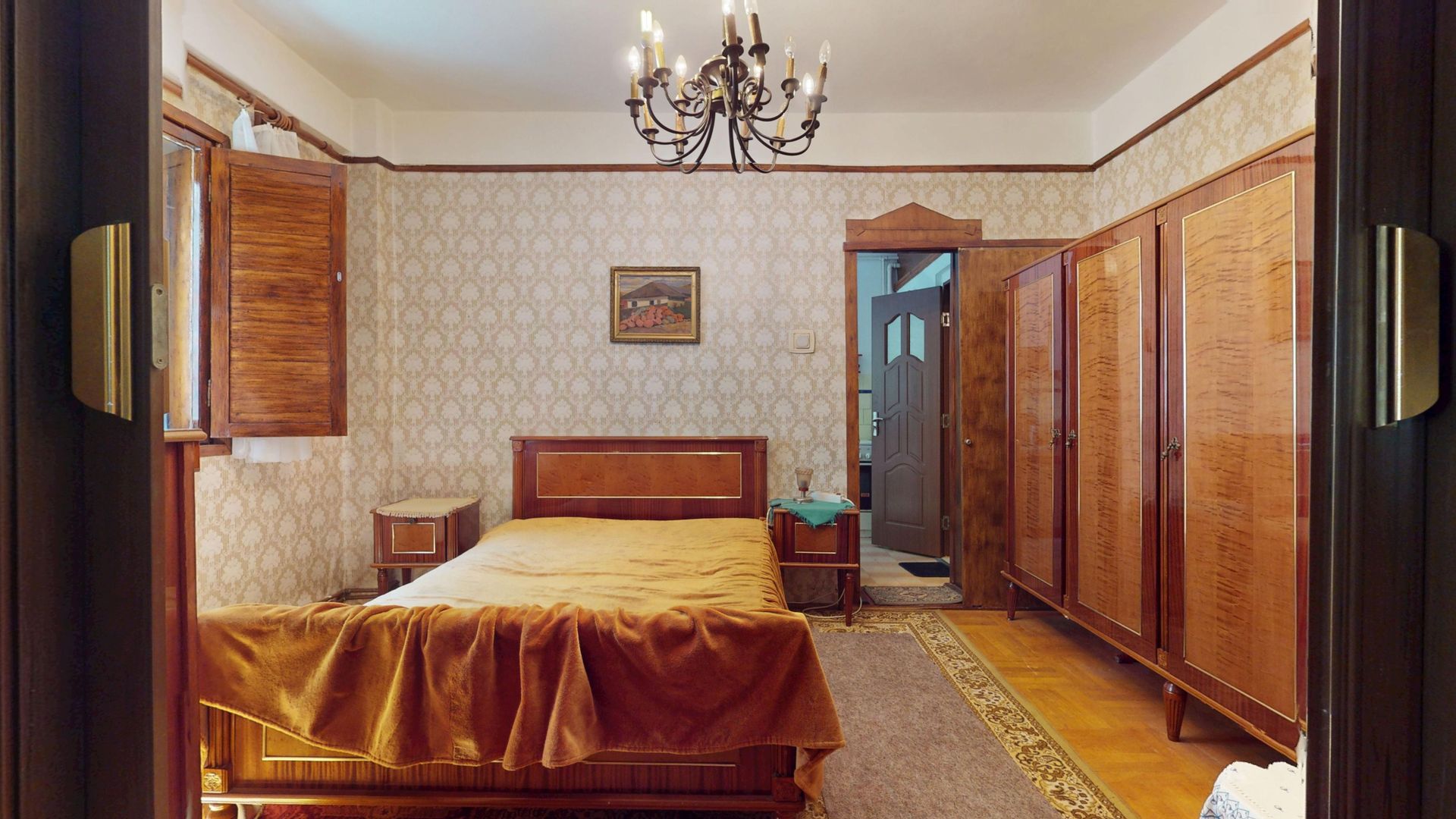 Apartament 2 ,5 camere,  cu gradina,  in centrul orasului Brasov - Poză 4