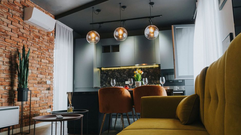 3 camere, ultracentral, Oradea. 215 000 E + TVA - Poză 1