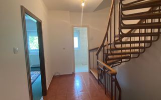 Casa de vânzare/închiriere zona Lunei - Poză 16