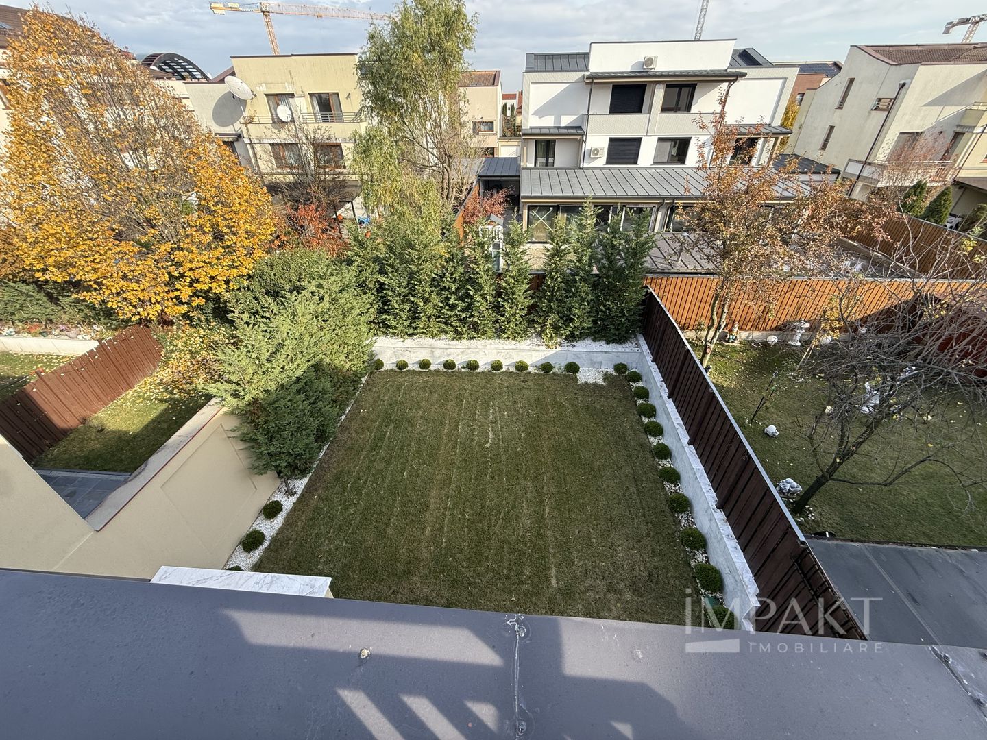 Cvadruplex  4 camere cu garaj in cartierul Buna Ziua ! - Poză 22