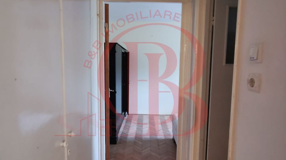 Apartament 2 camere-Barajul Dunarii 7 minute Metrou Titan - Poză 2