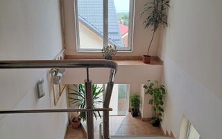 Apartament de 5 camere în Vilă - Zona Bună Ziua!! - Poză 12