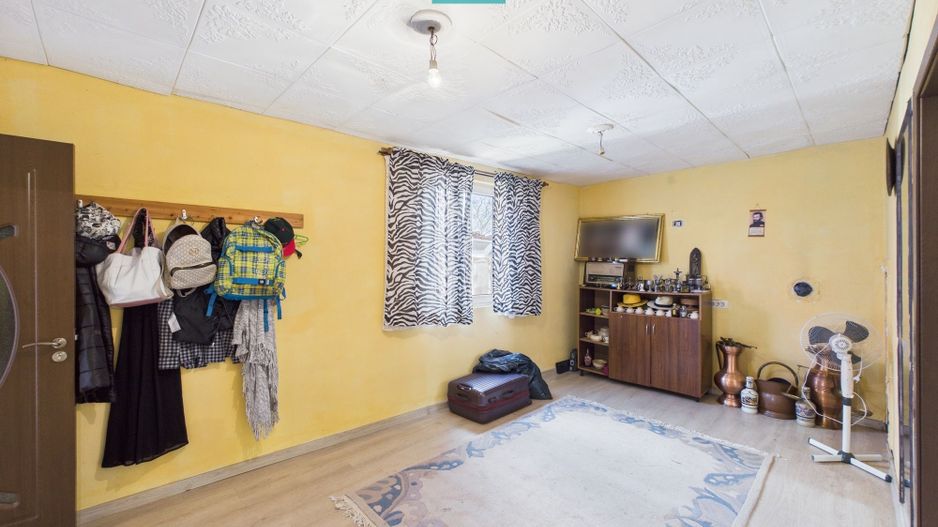 Casă cu 7 camere, teren generos in  Vladimirescu - Poză 6