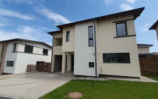 Casa de inchiriat in Dezmir, ansamblu privat - Poză 1