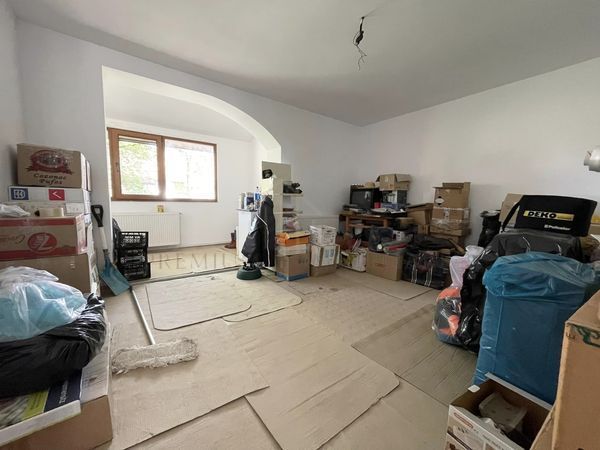 Apartament 3 Camere - Etaj 1 - La casute - Poză 3