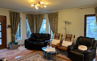 Casă cu 5 camere + anexă cu garaj, mobilată complet, str. Gh. Șincai - Poză 1