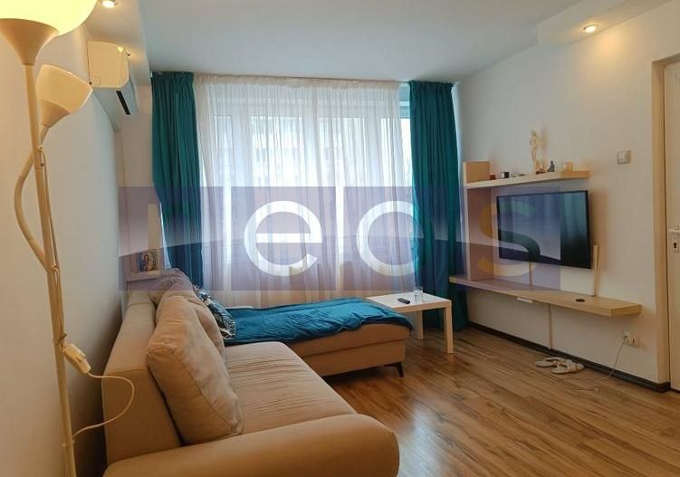 VANZARE APARTAMENT 3 CAMERE CENTRALA PROPRIE IANCULUI 67MP MOBILAT UTILAT - Poză 1