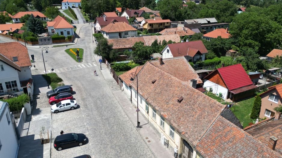 Doua case de vanzare 75 M² + curte 720 M² Piata Kalvin - Poză 17