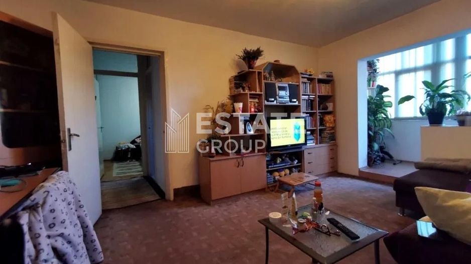 Apartament 3 camere, Zona Dambovita - Poză 1