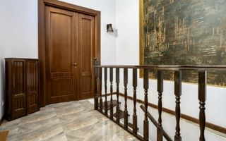 Casa boiereasca renovata Unirii | Curte 70mp | D+P+Pod - Poză 6