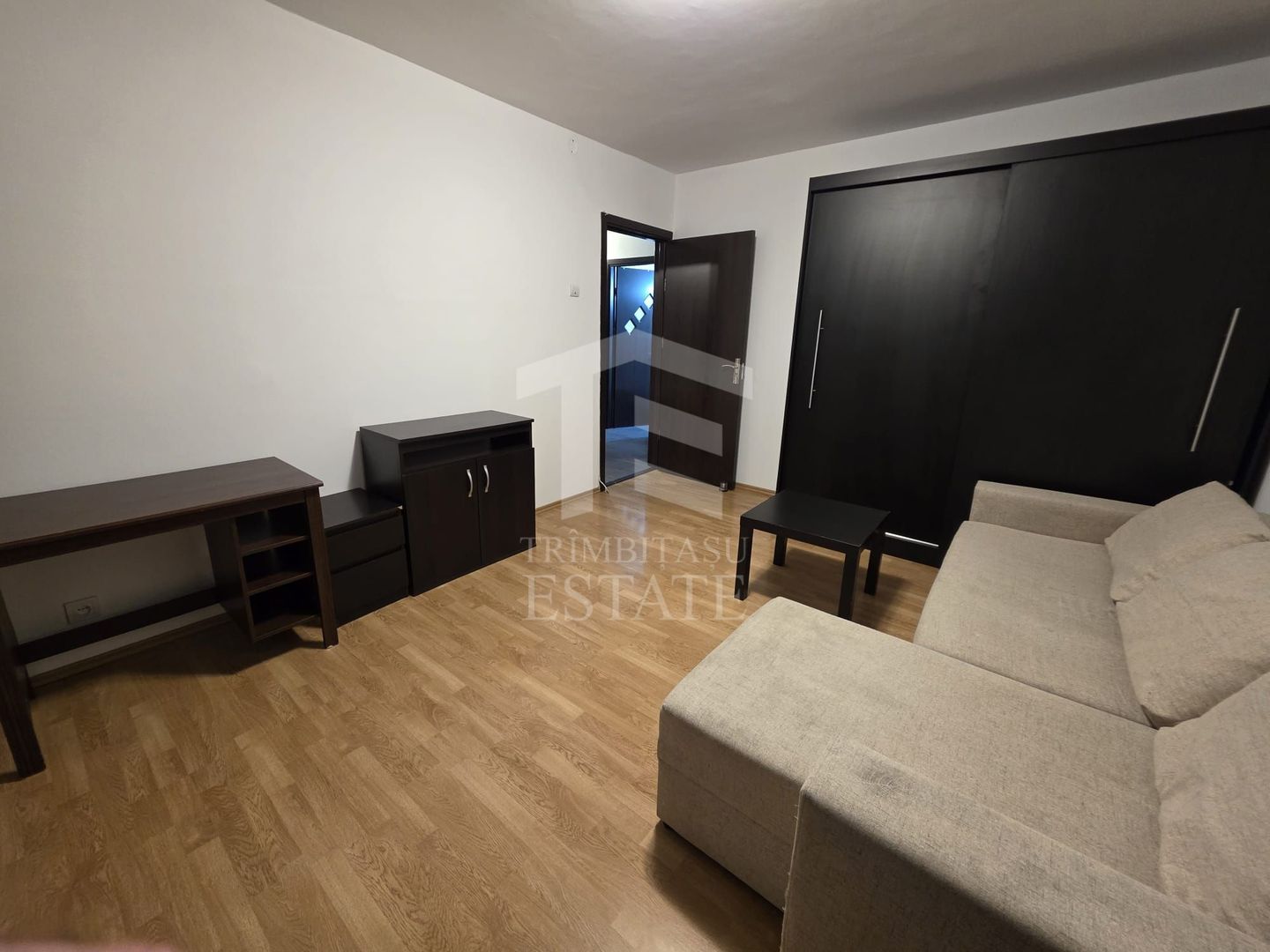 Apartament 2 camere decomandat Eroii Revolutiei - Metrou - Poză 2