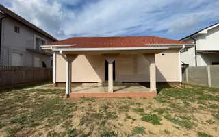 Casa individuala pe parter 160Mp -la asfalt-Ghiroda - Poză 11