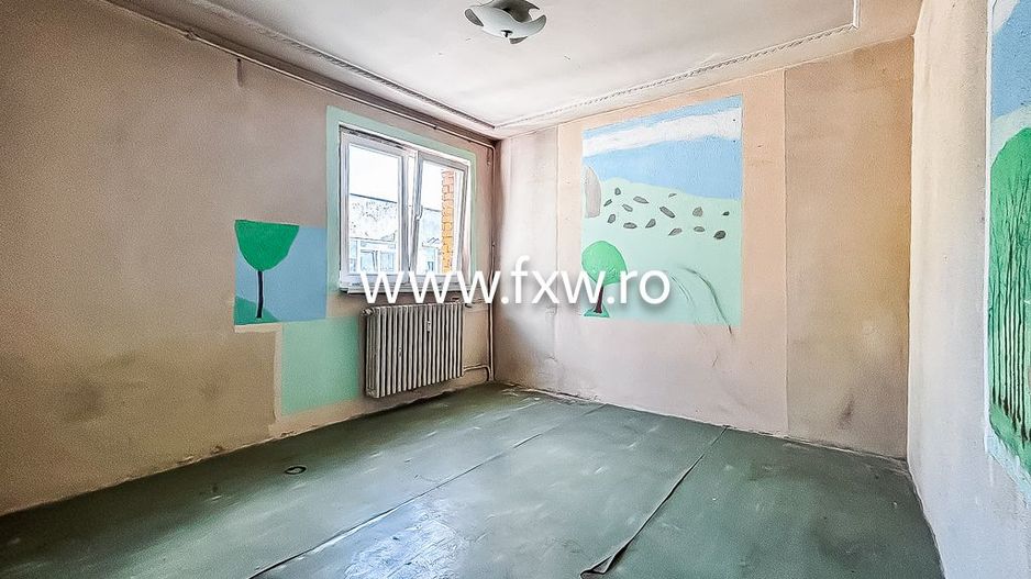 Apartament 2 camere cu balcon și potențial de amenajare - Poză 2