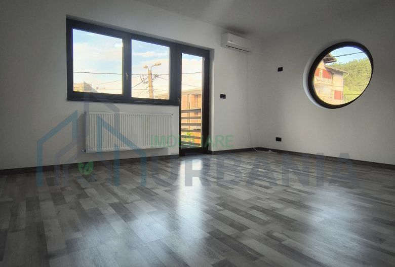 Casă neamobilată de închiriat, 200 mp, 5 camere, zona Poitiers, Iași - Poză 3