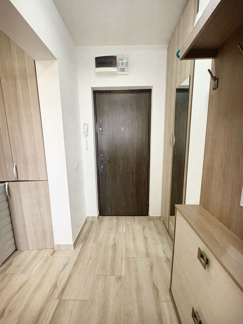 Garsonieră decomandata Titan – 1 Decembrie 1918, renovată, mobilata - Poză 12