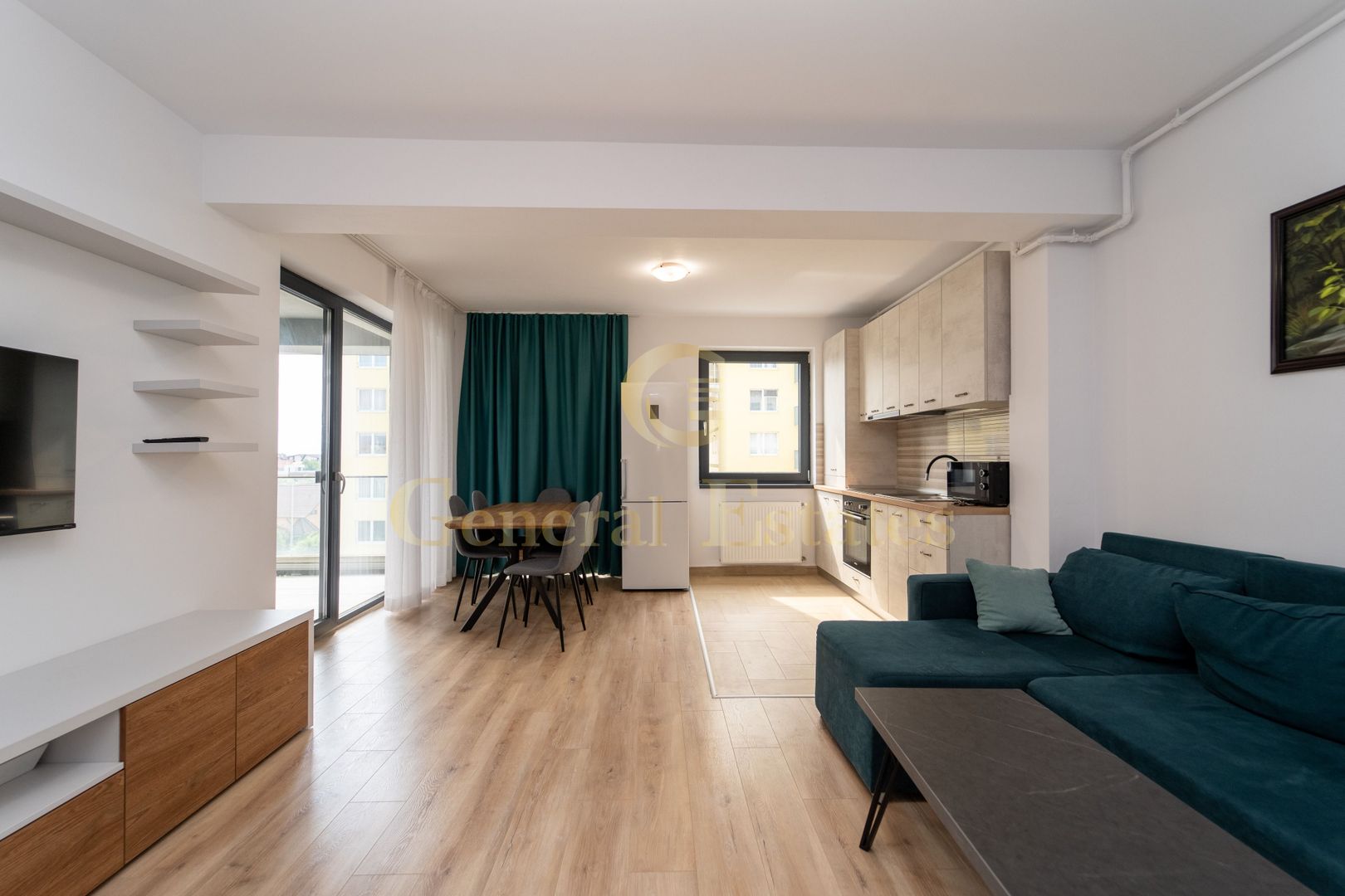 Apartament de închiriat cu 2 camere în Tractorul, Brașov - Poză 2