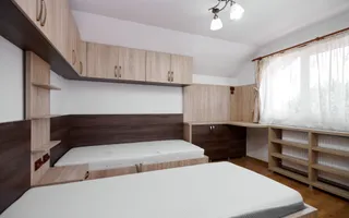 Casă individuală în Bascov -Uiasca- Liniște, confort și mutare imediată - Poză 13