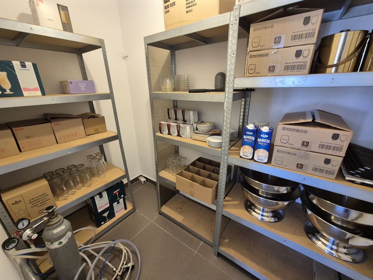 Spatiu comercial 138,70 mp + 2 locuri de parcare - Varteju - Poză 11