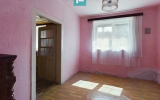 Casă cu 3 camere de vânzare în Bujac - Poză 5