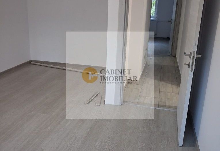 2 Camere-50MP | Decomandat | P/4 | 1981 | Creditabil | M Crangasi 5min - Poză 2