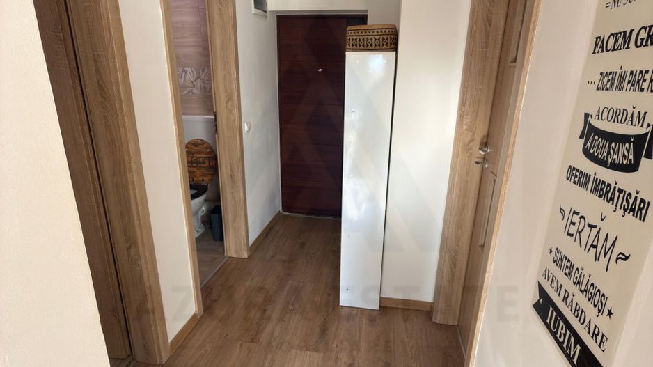 Apartament utilat 3 camere etaj 1 balcon 10 mp si parcare in Terezian - Poză 8