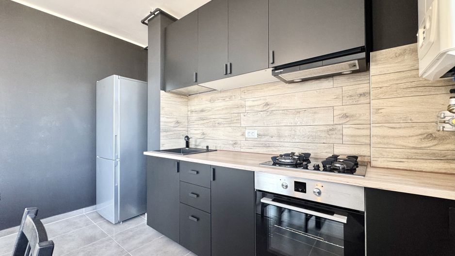 Apartament luminos cu 2 camere, balcon – zona Vox - Poză 13