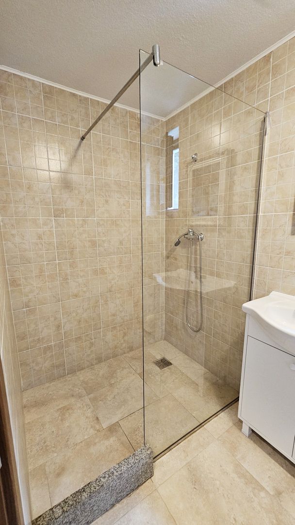 Vila noua-Sanpetru Dealul Lempes, zona verde si linistita - Poză 17