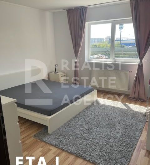 Vilă cu 7 camere de vânzare P+E+M in orasul Pantelimon - Poză 14