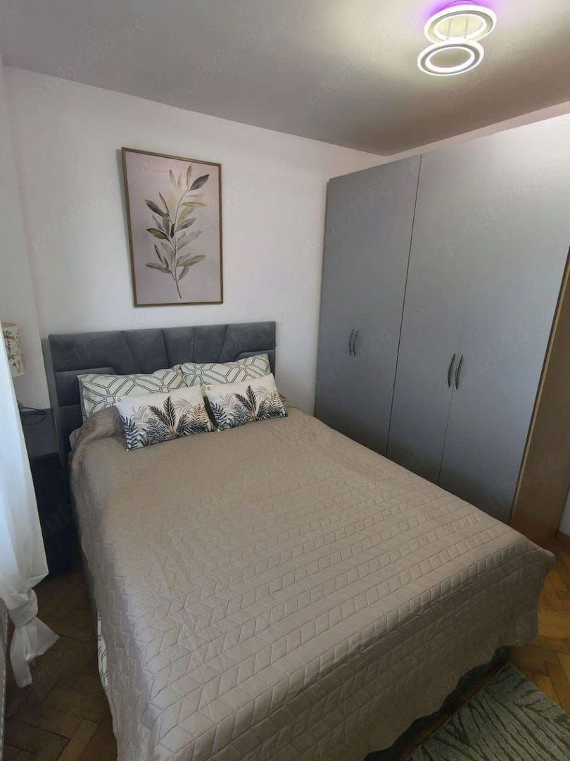 De inchiriat apartament cu 2 camere, central. etaj 3, 450 euro - Poză 4